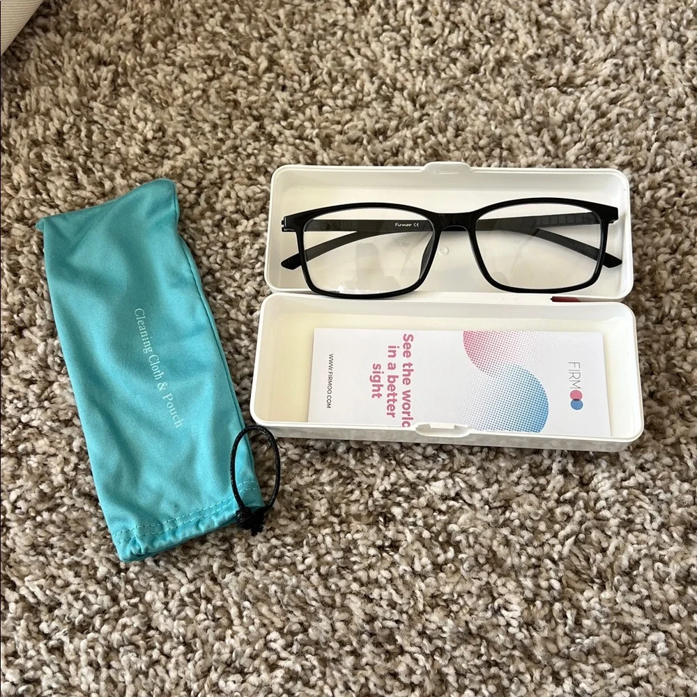 Black fashion glasses with case